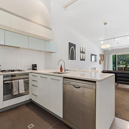 Stylish Haven Luxury Interiors In Prime Location Apartment Queenstown Bagian luar foto
