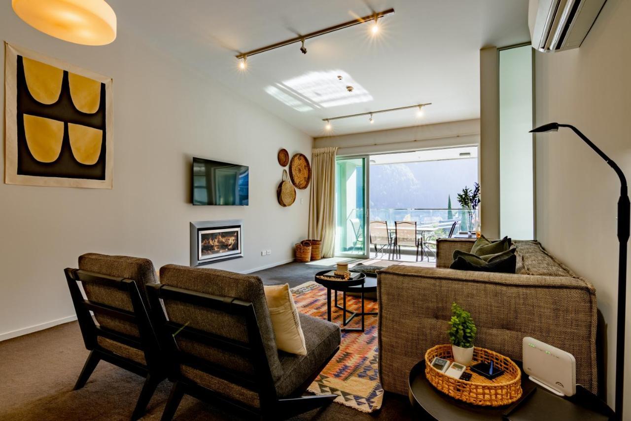 Stylish Haven Luxury Interiors In Prime Location Apartment Queenstown Bagian luar foto