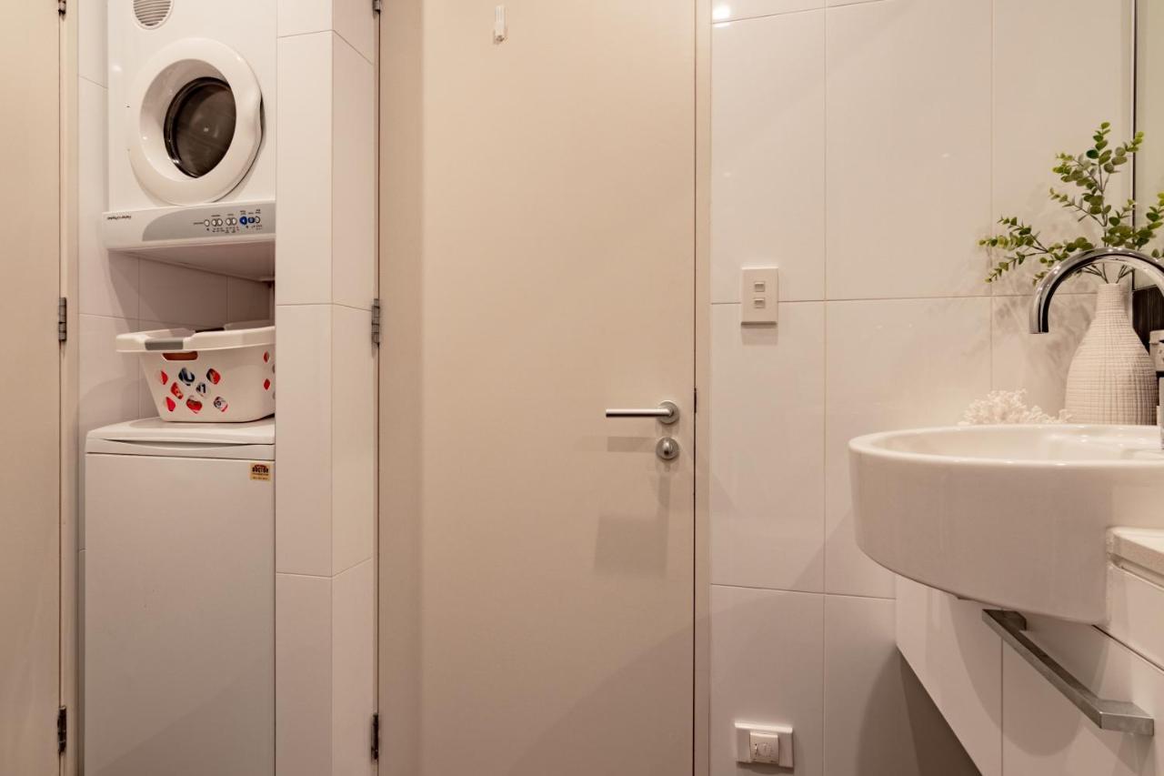 Stylish Haven Luxury Interiors In Prime Location Apartment Queenstown Bagian luar foto