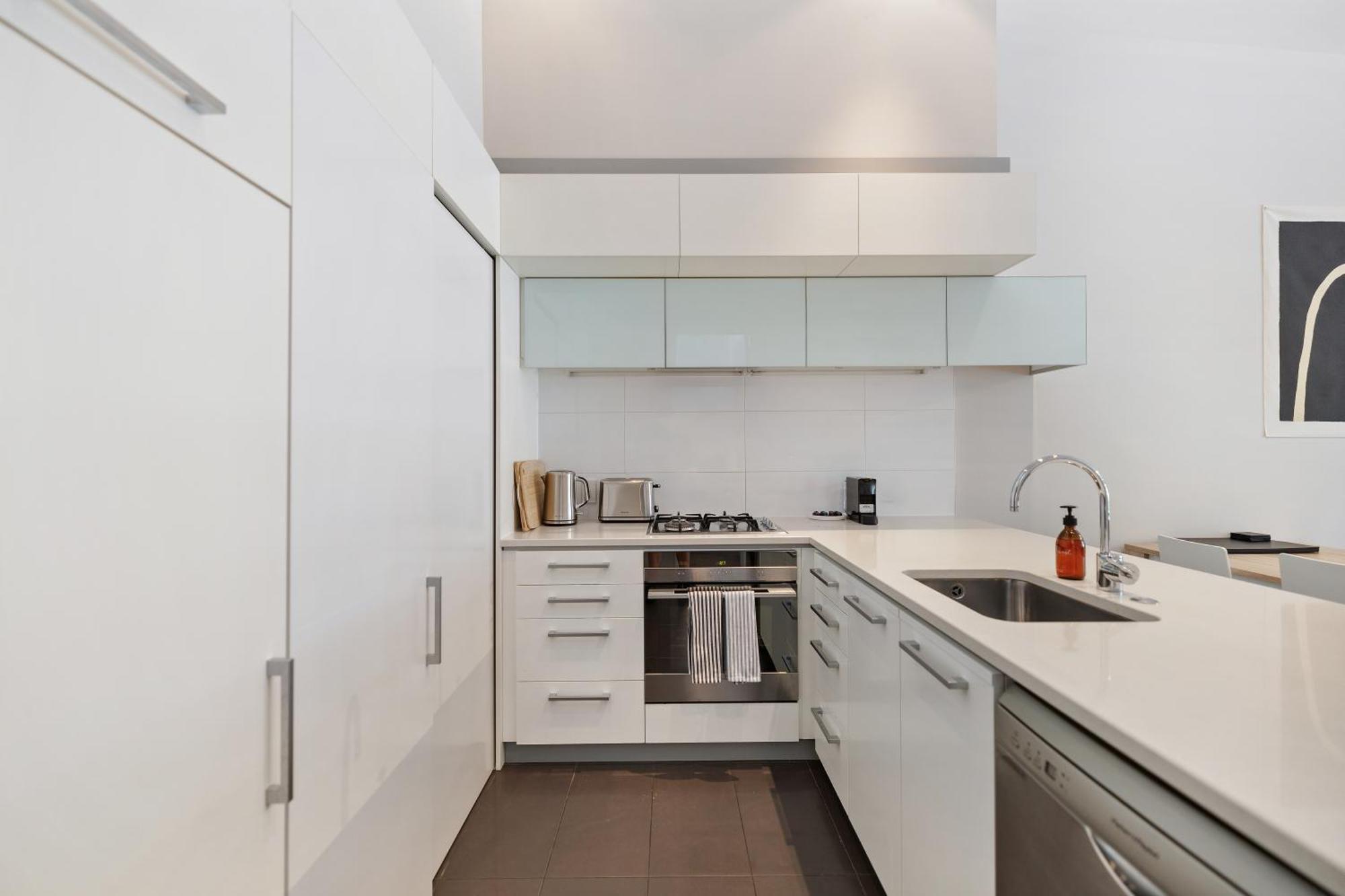 Stylish Haven Luxury Interiors In Prime Location Apartment Queenstown Bagian luar foto